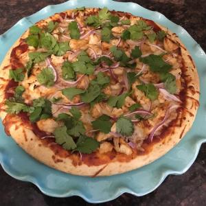 Unbelievably Awesome Barbeque Chicken Pizza_image