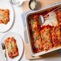 Easy Pesto Lasagna Roll-Ups image