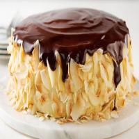 Coconut-Macaroon Chocolate Layer Cake_image