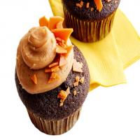 Chocolate-Peanut Brittle Cupcakes image