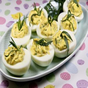 Tarragon-Honey Mustard Deviled Eggs_image
