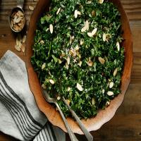 Lemon-Garlic Kale Salad image