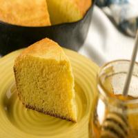 Quick Cornbread With Honey-Butter_image