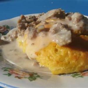 Restaurant Style Sausage Gravy and Biscuits_image