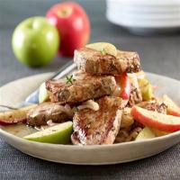 Garlic Herb Pork Medallions with Apples_image