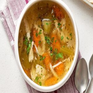 Recipe: Slow Cooker Whole Chicken Soup_image