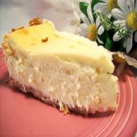 Lemon Cheesecake With Shortbread Cookie Crust image