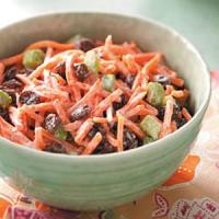 Carrot Raisin Salad for Four_image