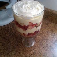 Strawberry Banana Trifle_image
