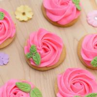 Pretty Pink and Sweet Flower Sugar Cookies Recipe_image