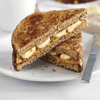 Peanut butter & banana on toast_image
