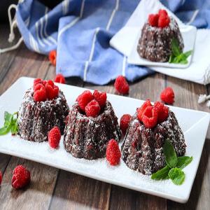 Mini Chocolate Raspberry Rum Cakes_image