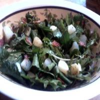 Warm Potato and Dandelion Green Salad_image