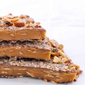 Microwave Almond Toffee_image