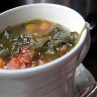Tomato Spinach Slow Cooker Soup - 0 Points image