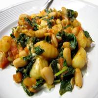 Skillet Gnocchi With Spinach & White Beans_image