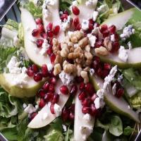 Pomegranate Pear and Arugula Salad_image