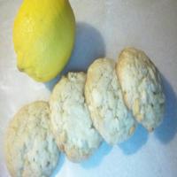 Mrs. Field's Lemon Macadamia Cookies_image