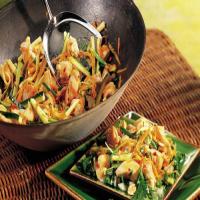 Gluten-Free Stir Fried Thai Chicken Salad_image