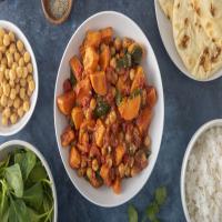 Sweet Potato Curry With Spinach and Chickpeas_image