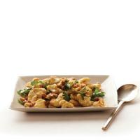 Roasted Cauliflower with Walnuts and Parsley_image