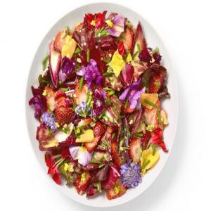 Strawberry-Endive Salad with Edible Flowers_image