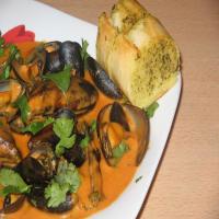 spicy coconut mussels_image