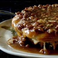 Buttermilk Skillet Cake with Pecan Praline Topping_image