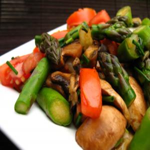 Stir Fry Asparagus and Mushrooms_image