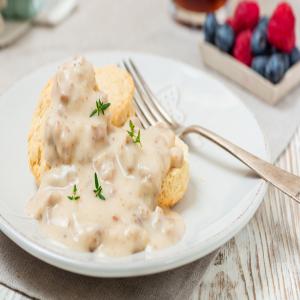 Classic Homemade Southern Sausage Gravy_image