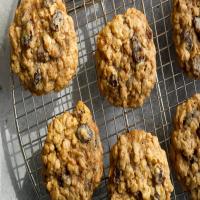 Classic Oatmeal-Raisin Cookies image