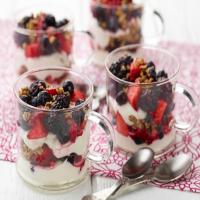 Yogurt-Berry Parfait image
