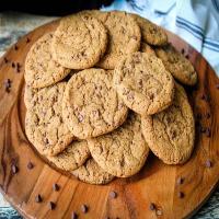 Crispy Chewy Chocolate Chip Cappuccino Cookies_image