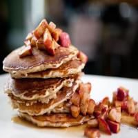 Oatmeal Pancakes with Maple-Glazed Roasted Apples_image