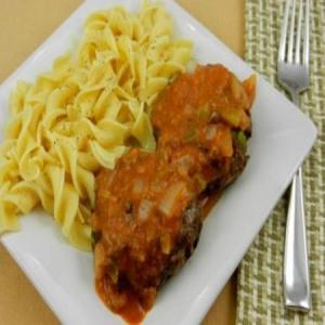 Salisbury Steak Recipe with Buttered Egg Noodles_image