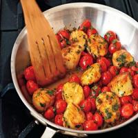 Sauted Scallops with Cherry Tomatoes, Green Onions, and Parsley image