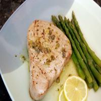 Broiled Tuna Steaks With Lemon Caper Sauce_image