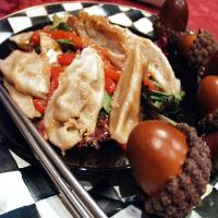 Pot Sticker and Roasted Pepper Salad_image