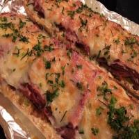 Open-faced Apple Butter Pastrami Sandwich_image