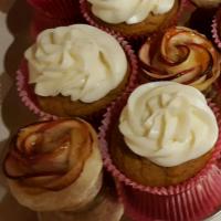Sweet Pumpkin Cupcakes with Cream Cheese Frosting_image