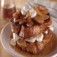 Vanilla-Cardamom Cast-Iron Skillet French Toast with Pan-Roasted Apples and Date Molasses_image