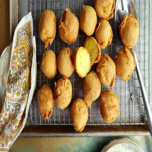 Batata Vada (Potato Balls in a Gram Flour Crust) image