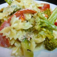 Chicken and Bow Tie Pasta image