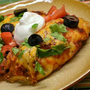 Beef Enchiladas with Spicy Red Sauce_image