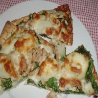 Chicken Florentine Pizza image