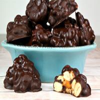 Caramel Peanut Clusters image