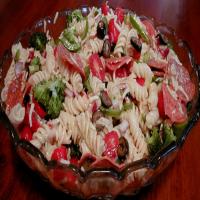 Pasta Salad Con Salami_image