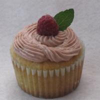 Raspberry Iced Tea Cupcakes image