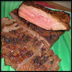 Ivo's Grilled Spice-Rubbed Flank Steak_image