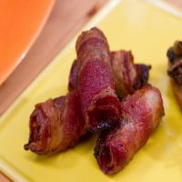 Bacon-Wrapped Dates_image